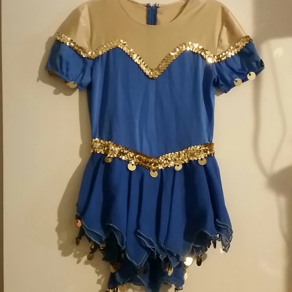 Skating dress. Size: Adult Med